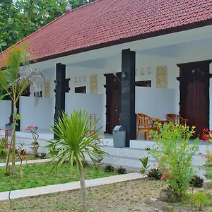 Nyuh Kadah Guest house *