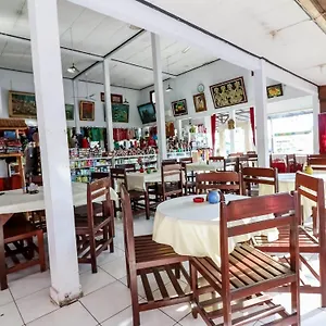 Hotel Oyo 3938 Made Bali 5*
