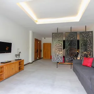 Villa Bali Caviar *