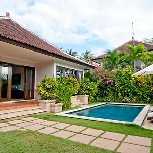 וילה Selaras Sanur