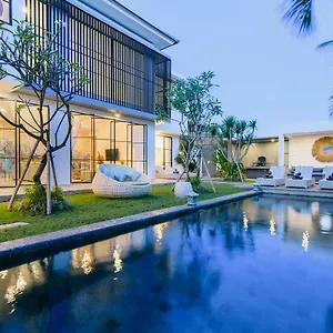Villa Close To Finns Club