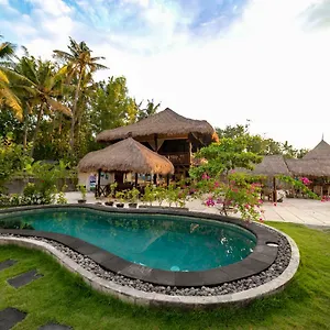 Ceningan Holiday park 4*