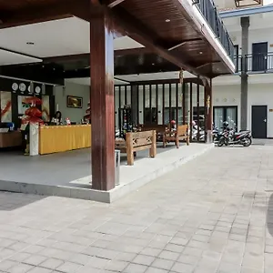 Nida Kubu Anyar 43 Legian 2*