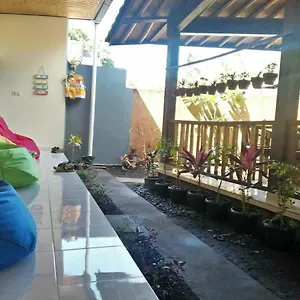 Backpackers Homestay Amed (Bali)
