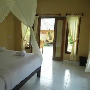White Sandy Menjangan 3* Banyuwedang