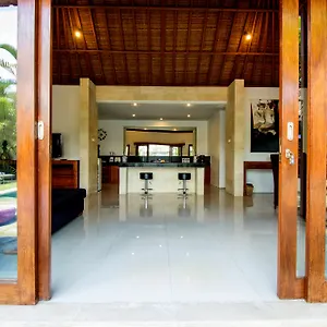 Amore Villas Dalung (Bali)