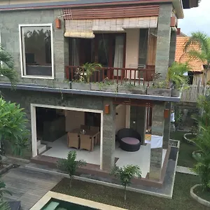 Wates Sari 3*