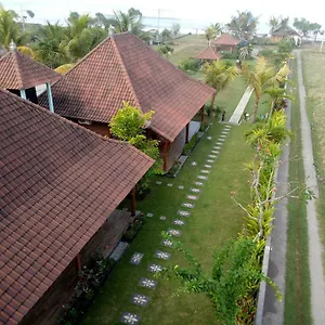 Emir Surfcamp
