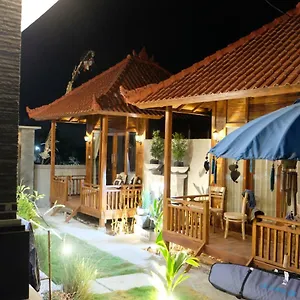 221 House * Nusa Lembongan (Bali)