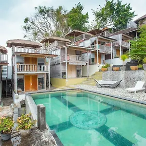 Tree House 2* Nusa Dua (Bali)