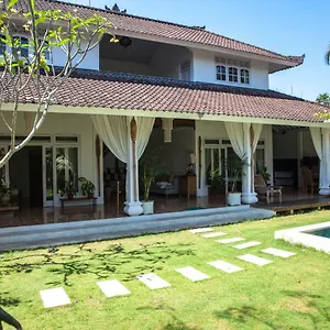 Jalun * Seminyak (Bali)