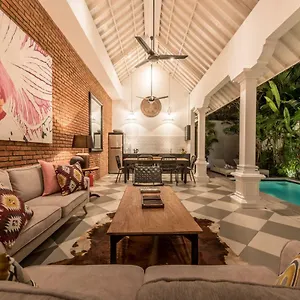 Villa 3 Bedroom Close To *