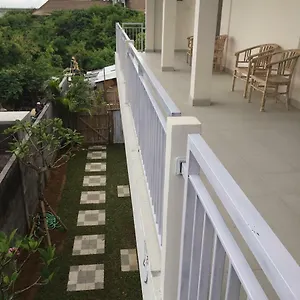 Laksmi *