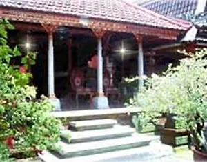 Artini 2 Hotel