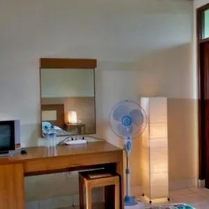 Nida Pantai Sari Hotel 3*