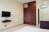 Reddoorz @ Taman Sari Marlboro 3*