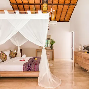 Barca Seminyak (Bali)