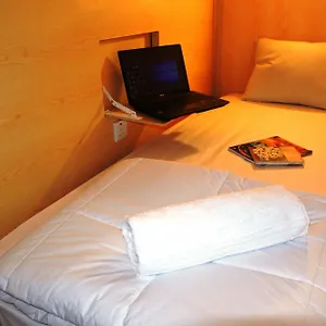 Rb Capsule Kuta Hotel