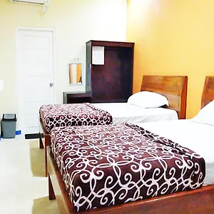 Warong Nusa Penida Hostel Toyapakeh