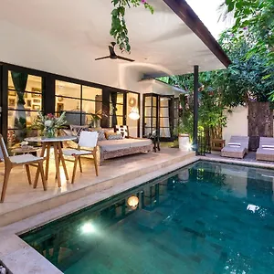 Villa Lora By Finder Ubud (Bali)