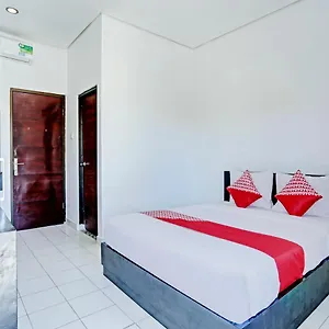 Hotel Oyo 90456 Moh Yamin 2*