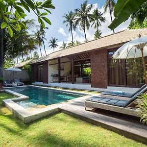 Ruby Romance Oceanside Villa