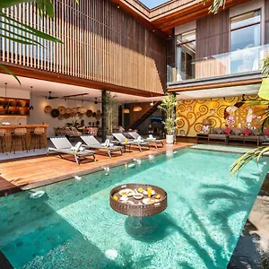 Promo Luxury 4bd In Hotspot With Huge Private Pool Villa Seminyak (Bali)