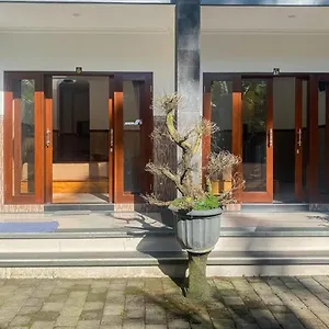 Hotel Puri Radent Ubud Redpartner *