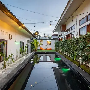 Homey Surf With Private Kitchen And Shared Pool