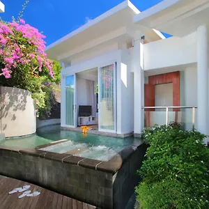Villa Taman Mesari Luxury Villas-seminyak *