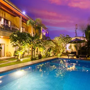 Kelingking Sunset Point & Hotel Batununggul