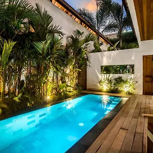 Villa Nusantara Loft Raijua By Alfred In Bali *