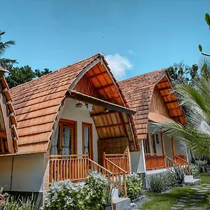 Mertha Sari Resto & * Klungkung
