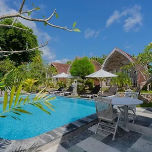 The Mel Huts 3*