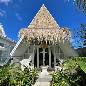 Guest house Piramida's White Villa's Bali Canggu (Bali)