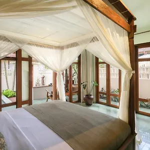 Villa Rumah Senang - Walk To Beach