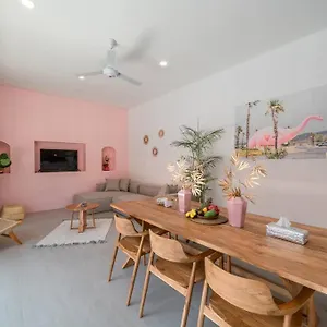 Villa Charming Brand New 2br Villa: Tranquil Canggu (Bali)