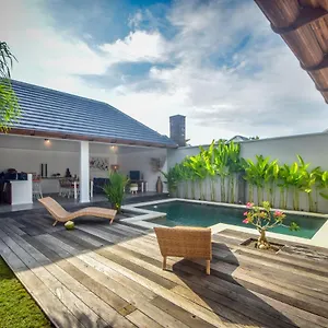 Mana Tea 2 Bedrooms & Pool Villa Seminyak