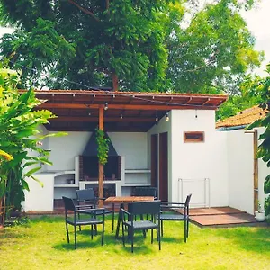Villa Joglo Samara