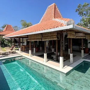 Joglo Catalina Uluwatu (Bali)