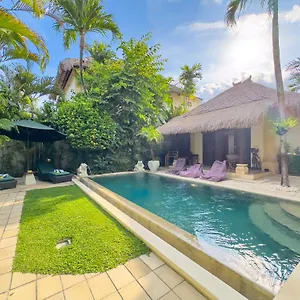 Villa Bugis Kayu Aya