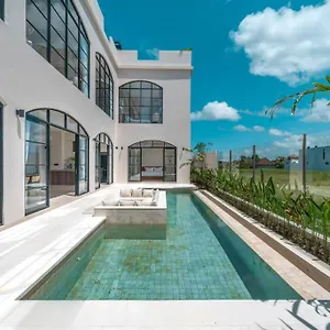 Villa Le Mansion: Mediterranean Luxury In Seseh