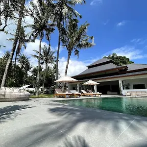 Villa Vespa Lovina (Bali)