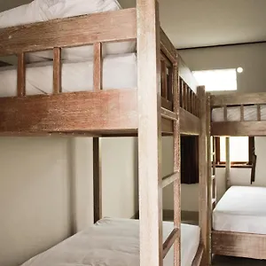 Matra Bali Surf Camp Guest house