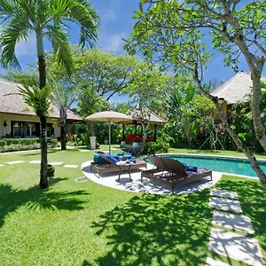 Kakatua Villa *