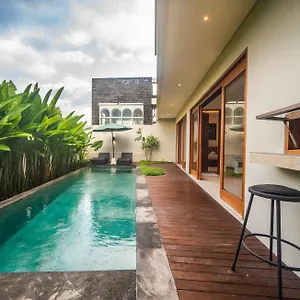 Villa Alvana *