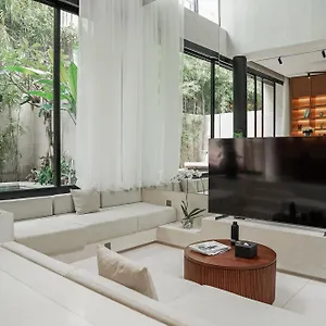 Suave Villa Canggu (Bali)