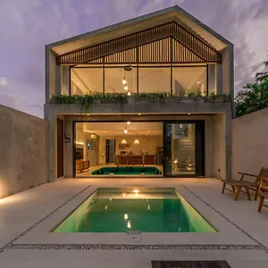 Casa Solo - Chic Industrial 1br Close To Pererenan * Canggu (Bali)