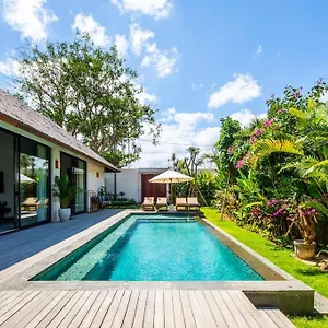 Mona Boutique - Sorentti Uluwatu (Bali)
