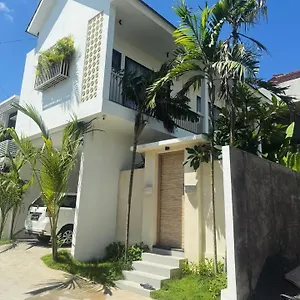 Arthana Diamond Villa *